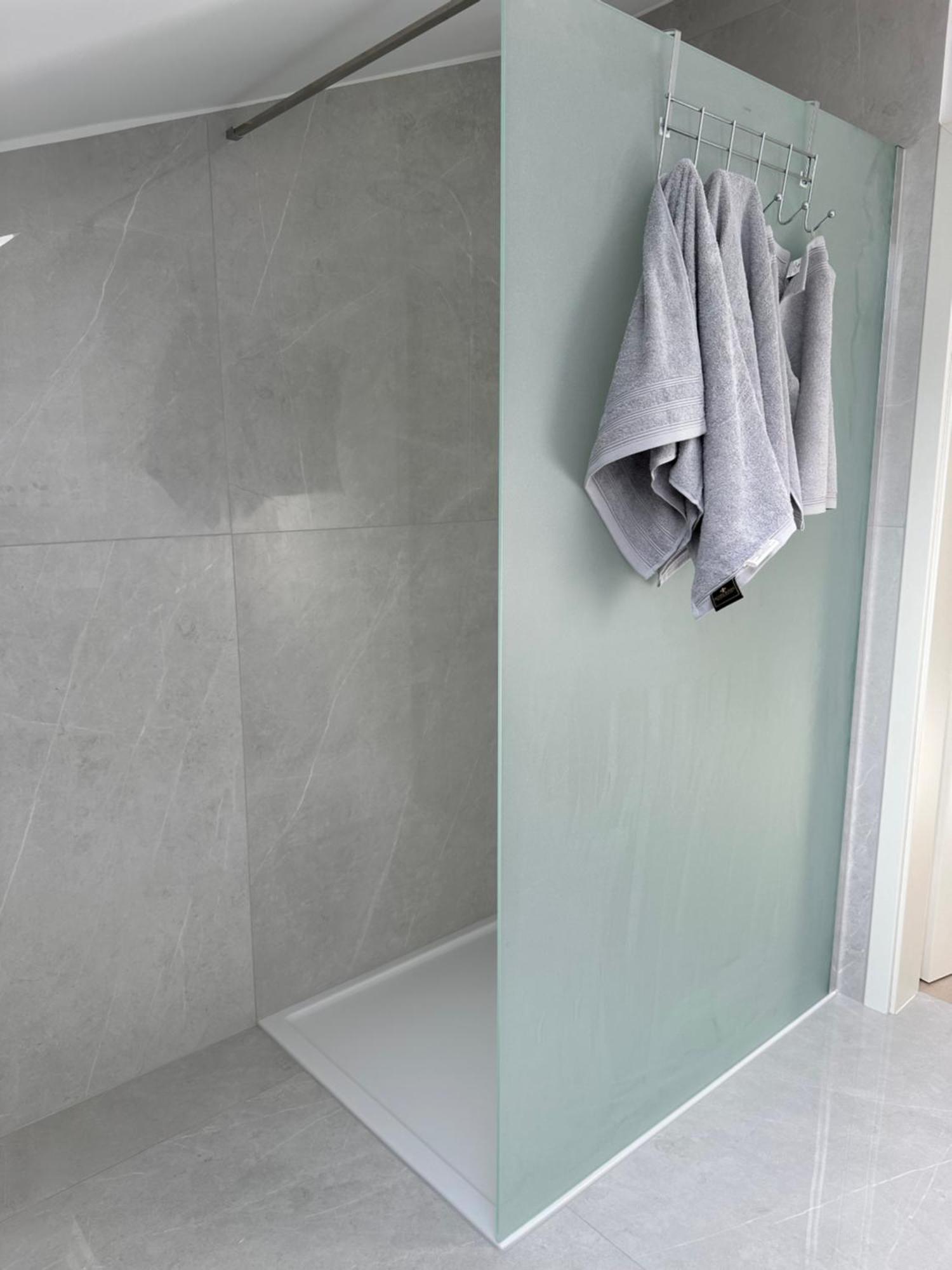 Grosse Ferienwohnung Gaestehaus Neubau Merzig 120M2 외부 사진